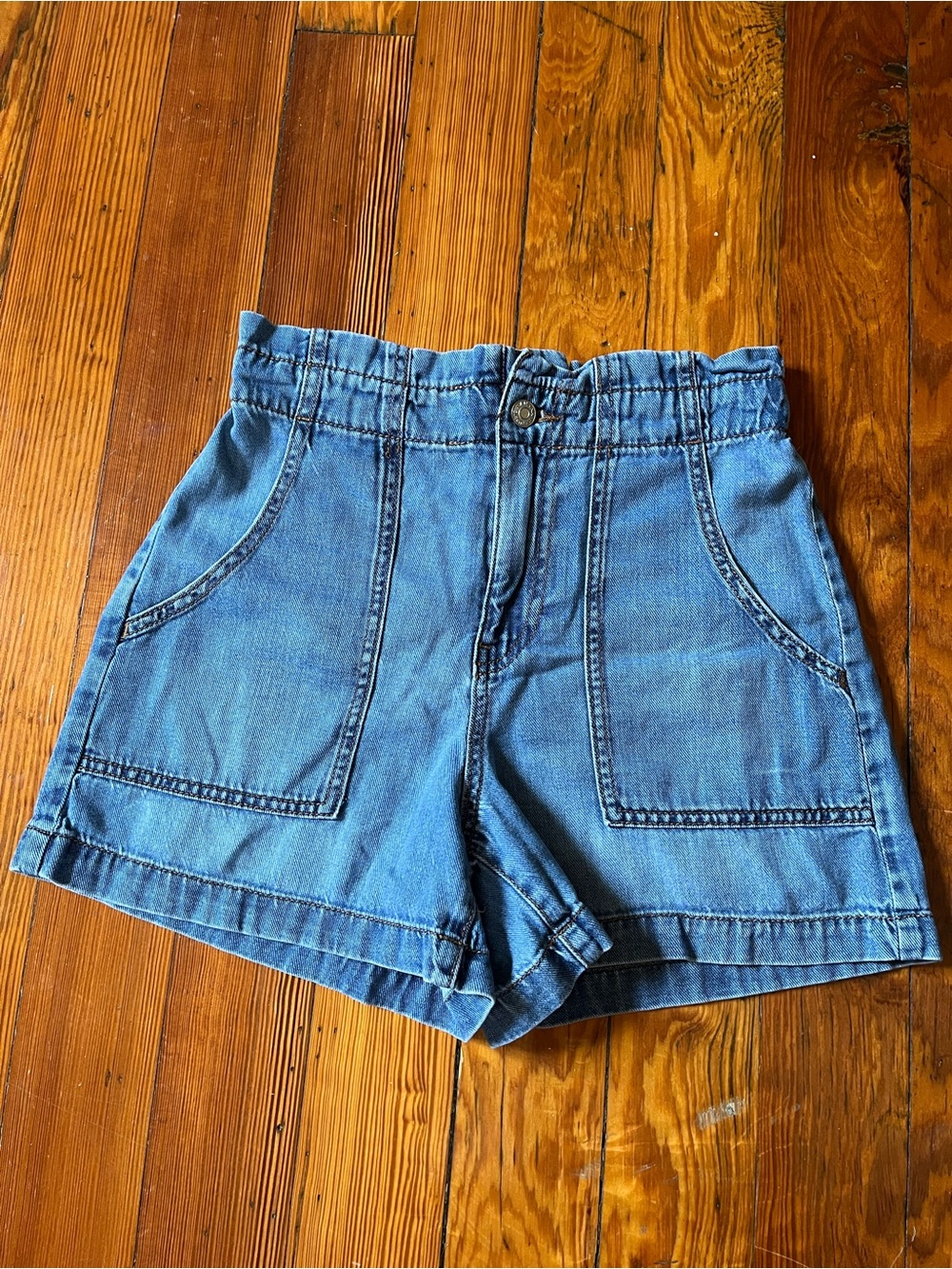 Banana Republic Light Blue Denim Elastic-Waist Shorts